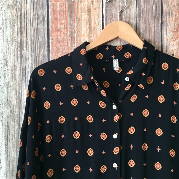 SOLD ❌ Free People | Black Printed Blouse XS - Picture 3 of 7